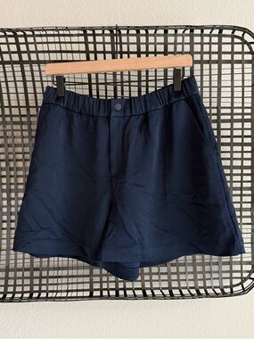 Varley Navy Athletic Skort with Snap Waist